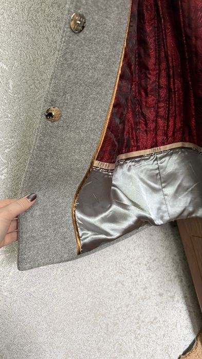 Кашемірове зимове пальто з натуральним хутром