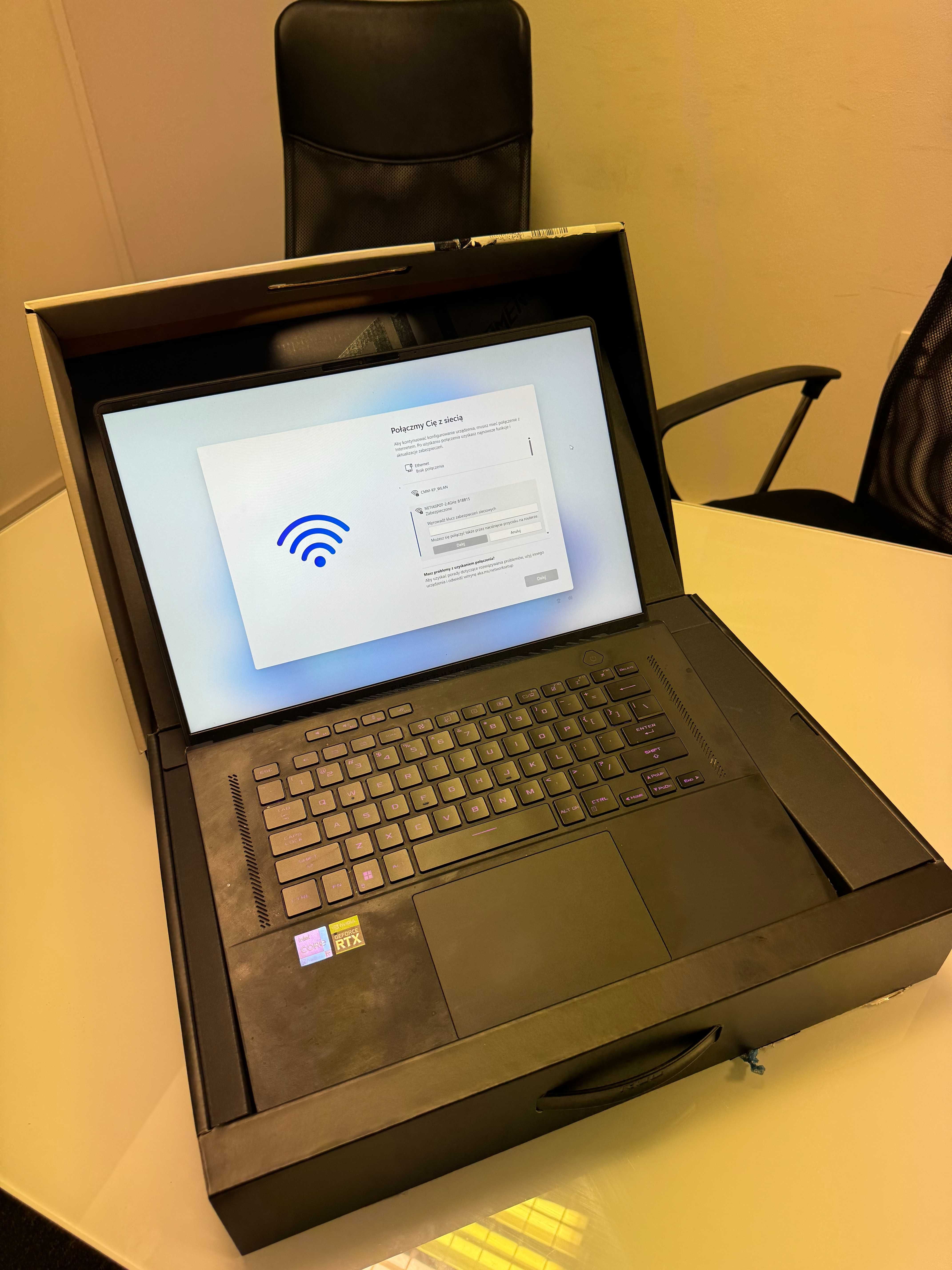 Laptop Asus ROG Zephyrus M16 Intel Core i9 32 GB / 1000 GB czarny