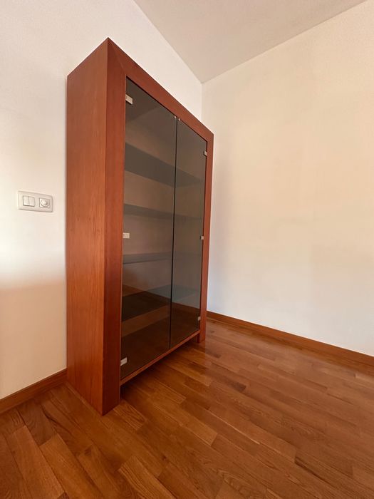 Vitrine Madeira Nogueira