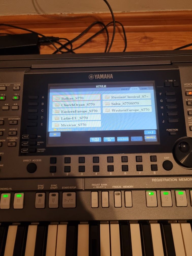 Yamaha PSR-S770 JAK NOWA
