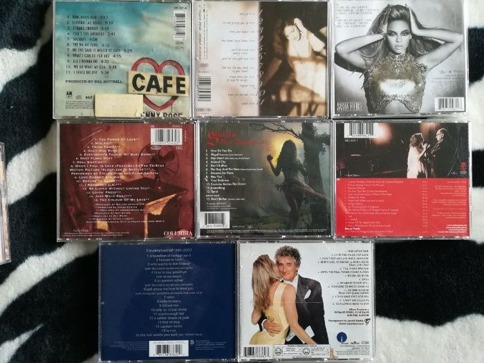 Conjunto 8 CDs varios artistas Beyonce Rod Steart Sheryl Crow