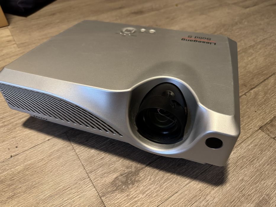 Продам проэктор, проэкторы выбор