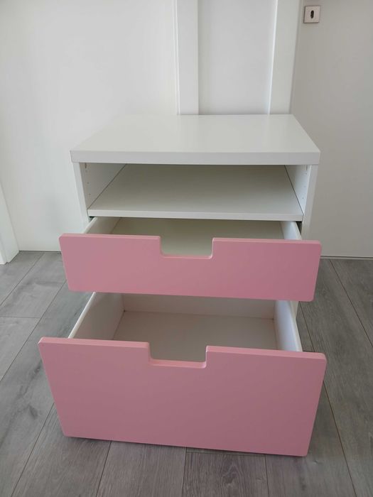 Mesa de Cabeceira/Cómoda IKEA