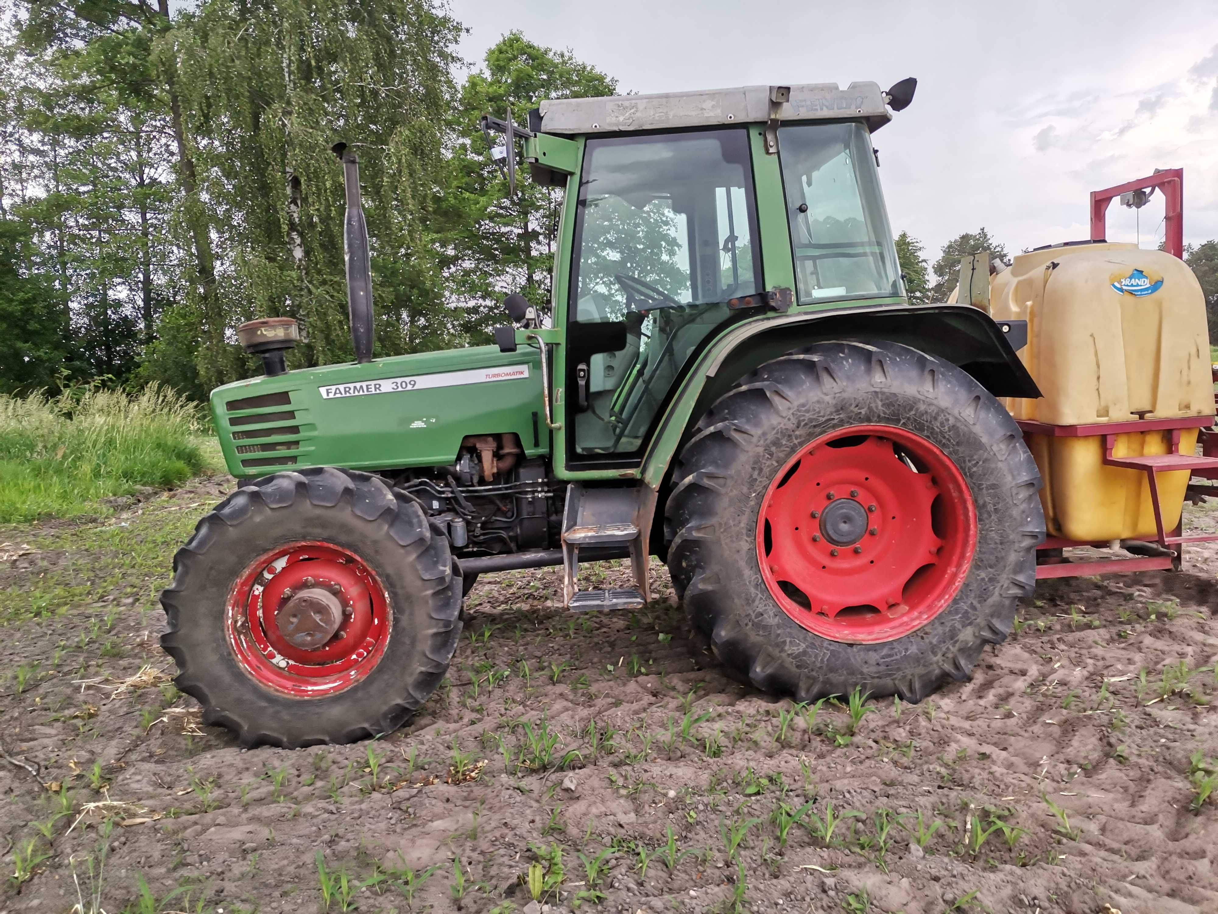 Ciągnik rolniczy Fendt Farmer 309 Turbomatik MWM mechaniczny zaczepy