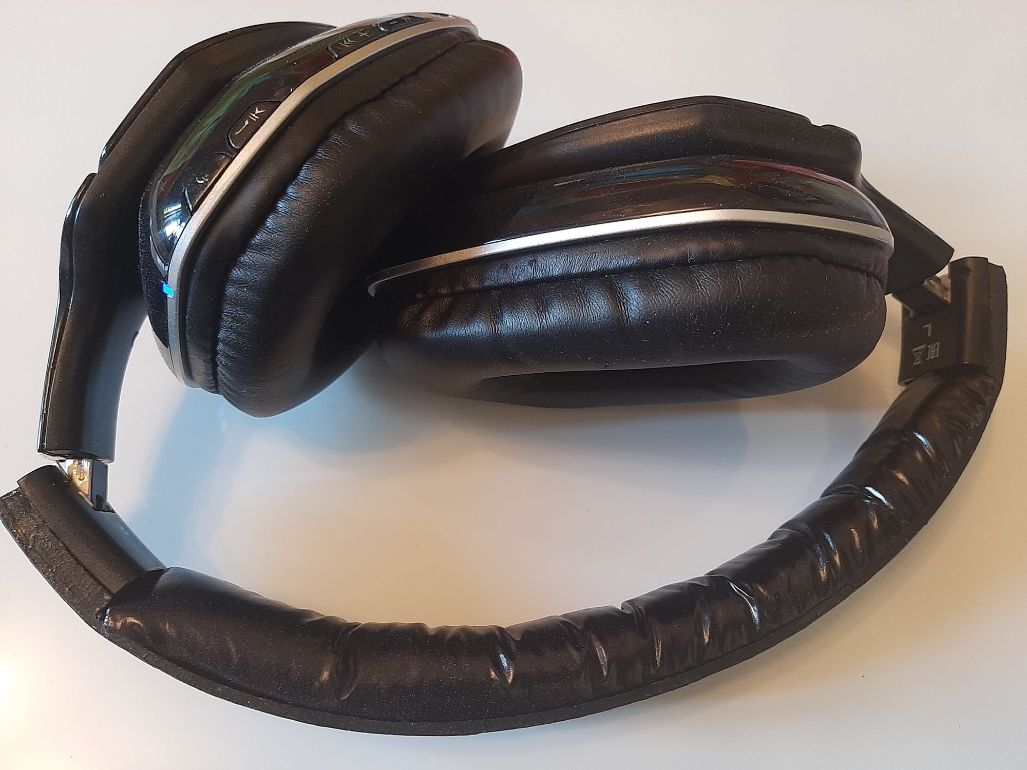 Bluetooth-навушники Sven AP-B550MV