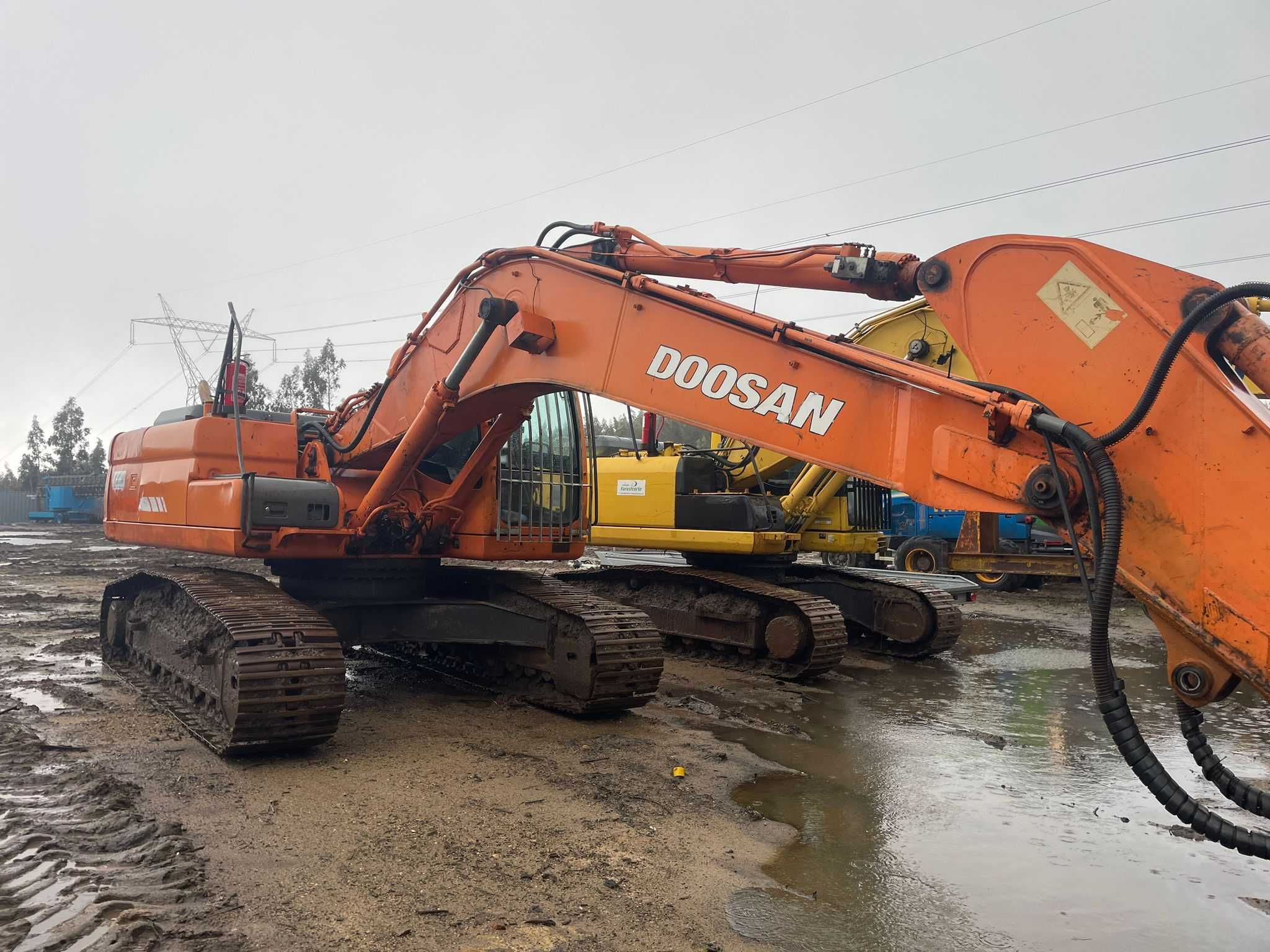 Giratoria DOOSAN DX255LC