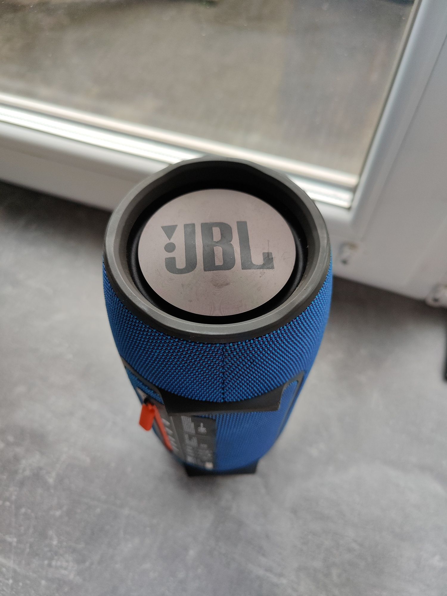 Портативна колонка JBL xtreme super bass