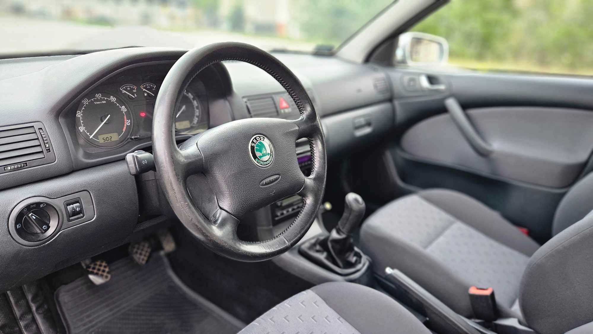 Skoda Octavia 1.6 MPI 1 Właściciel Polski Salon Bez Korozji