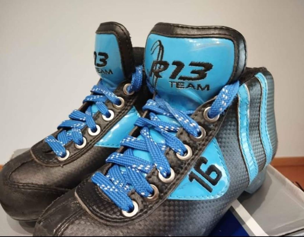 Botas nr 35. - Hóquei patins - R13