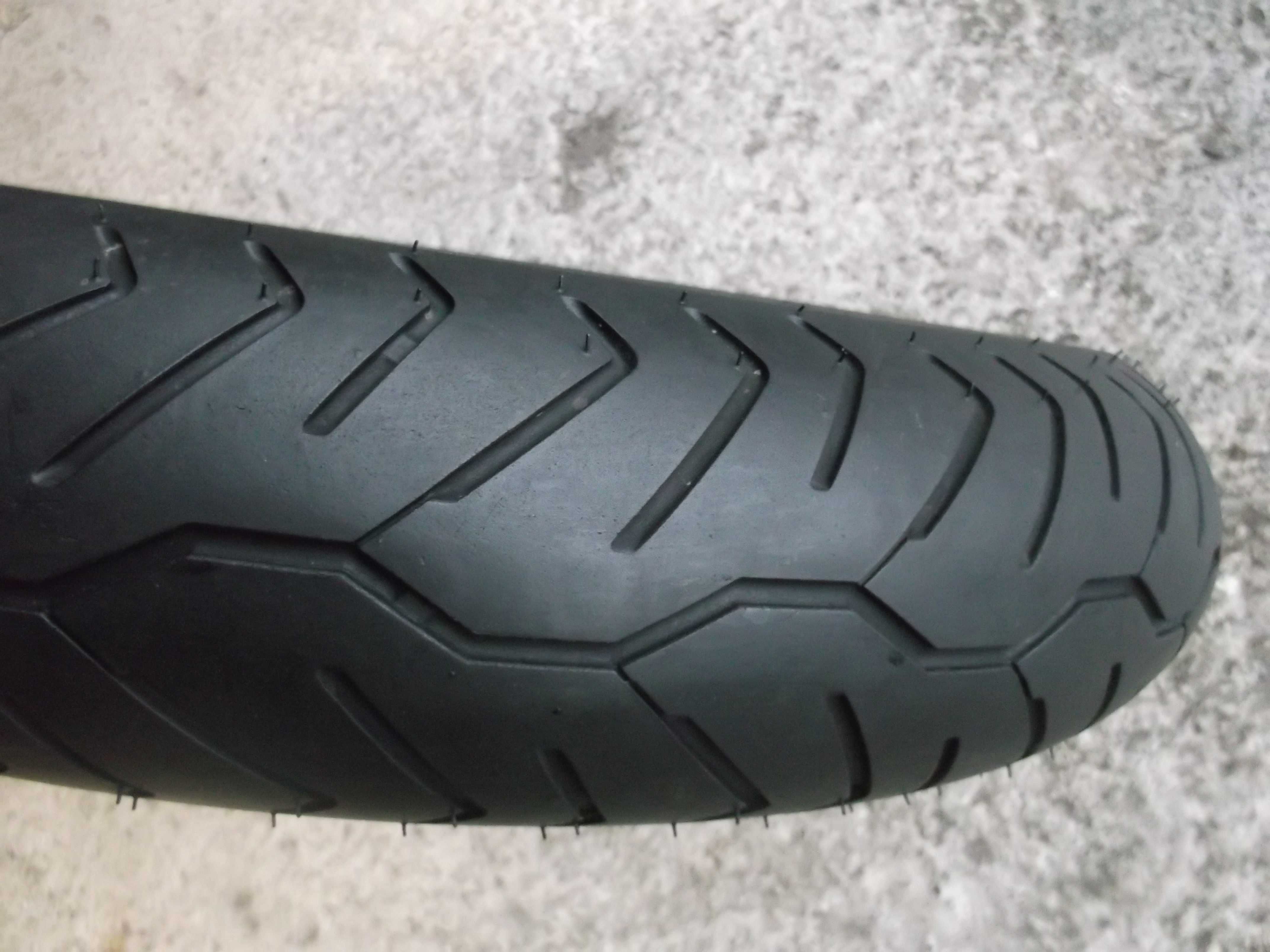 Opona 130/90-16	67H	Bridgestone Exeda Max dot3116	3,6mm mz jawa