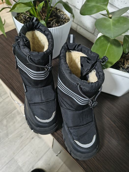 Зимові черевики для хлопчика зимние ботинки