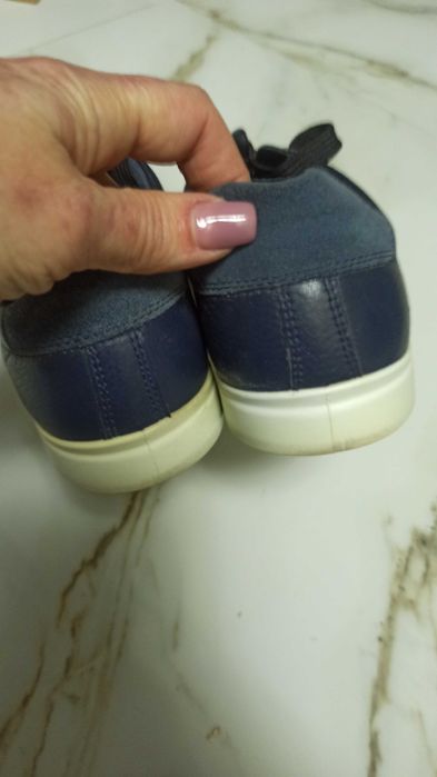 Мокасины крассовки ECCO p. 42, кожа