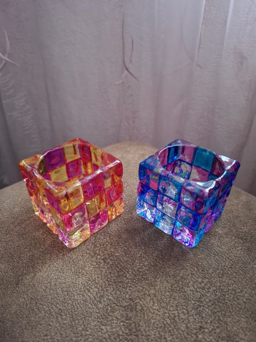 Скляний різнокольоровий підсвічник