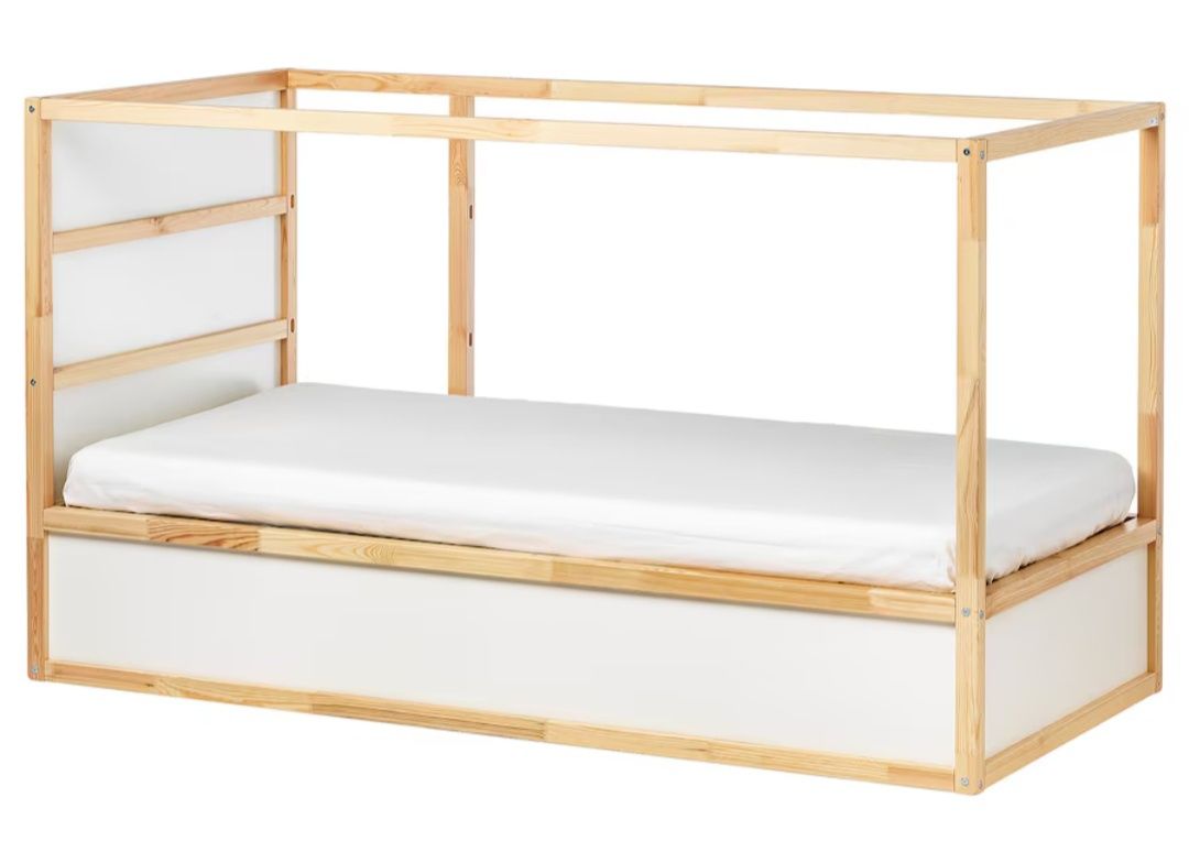 Dwustronne łóżko Ikea KURA