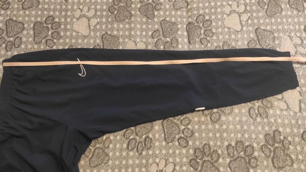 Продам спортивні штани NIKE DRI-FIT