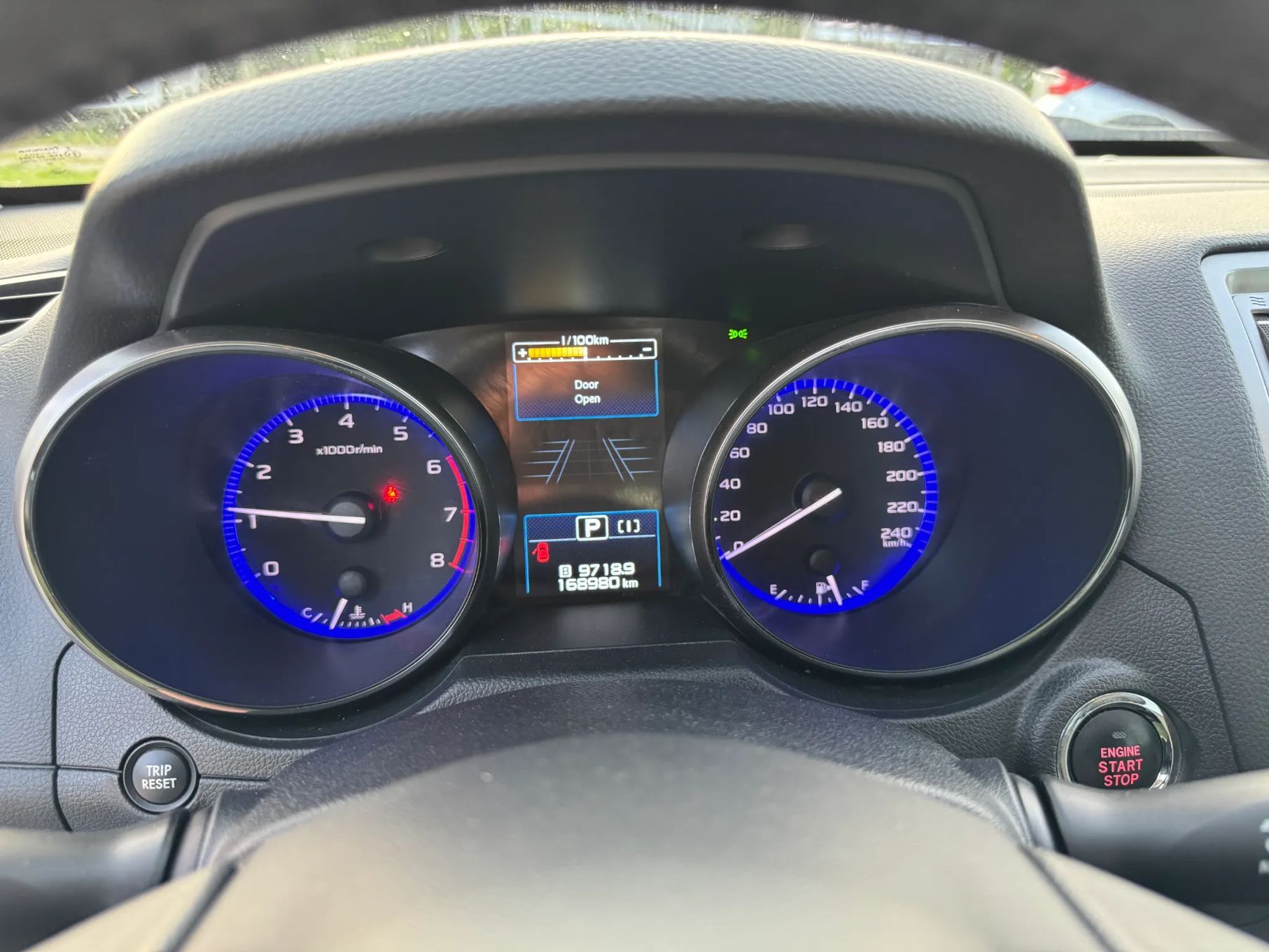 Subaru Outback EyeSight Szyberdach Harman Kardon