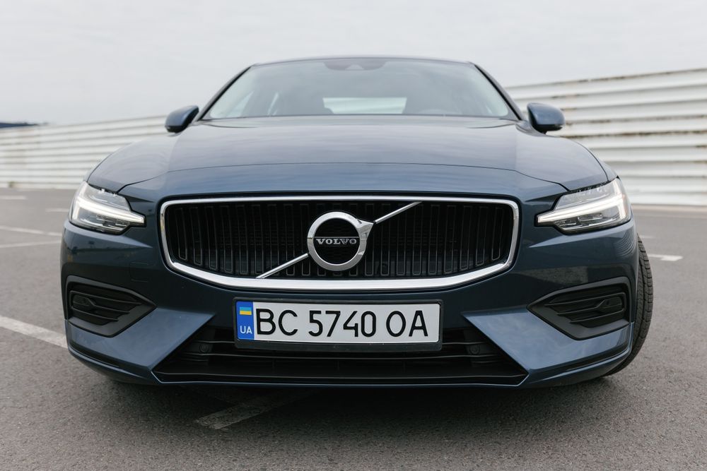 2019 Volvo S60 T6 316к.с. AWD