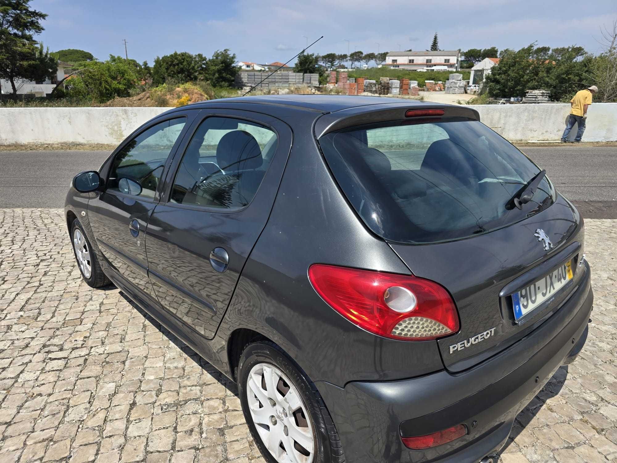 carro impecável  100% confiável  0% de problemas