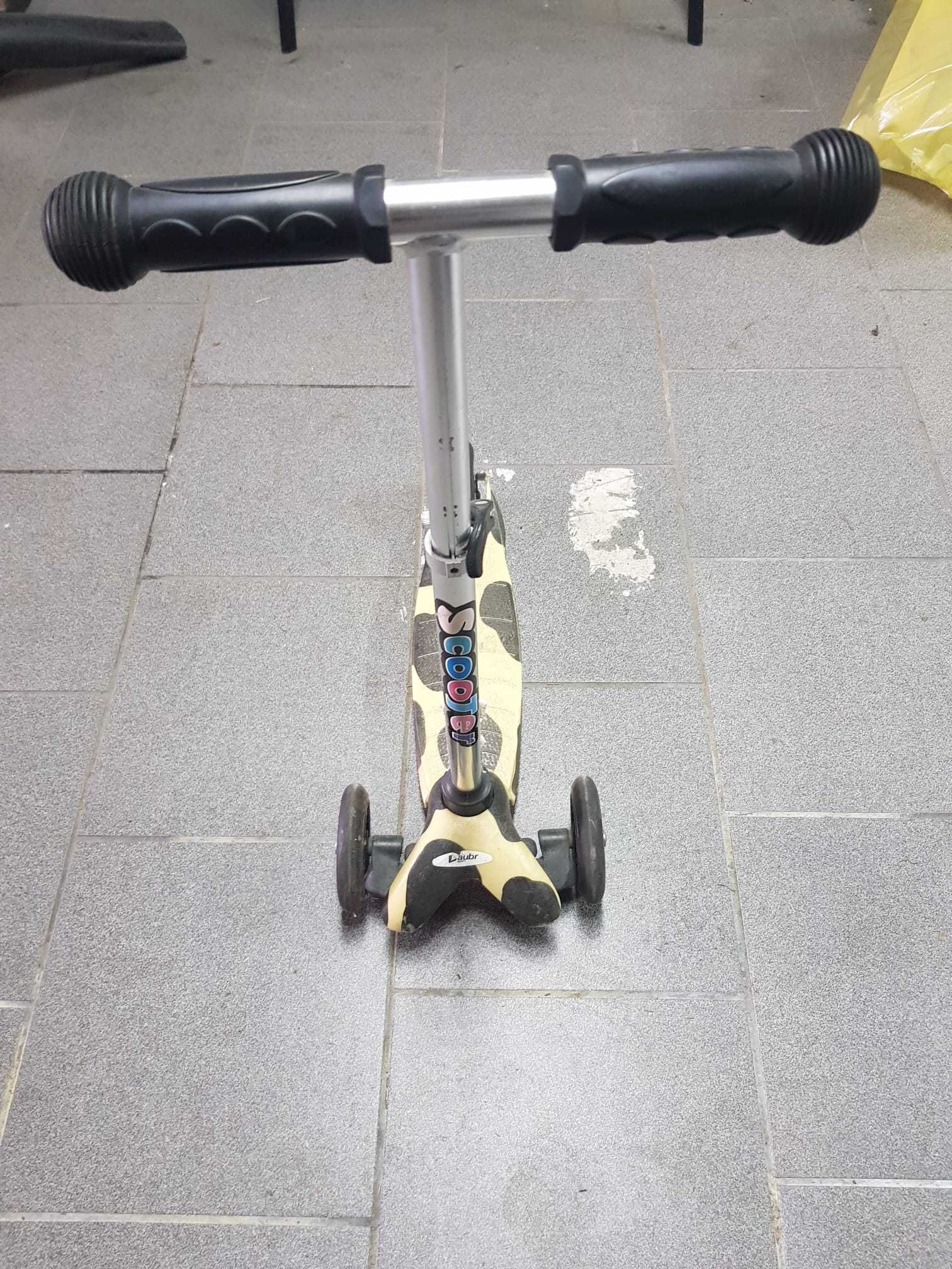 Sprzedam 2 x hulajnoga dziecięca Oxelo Scooter