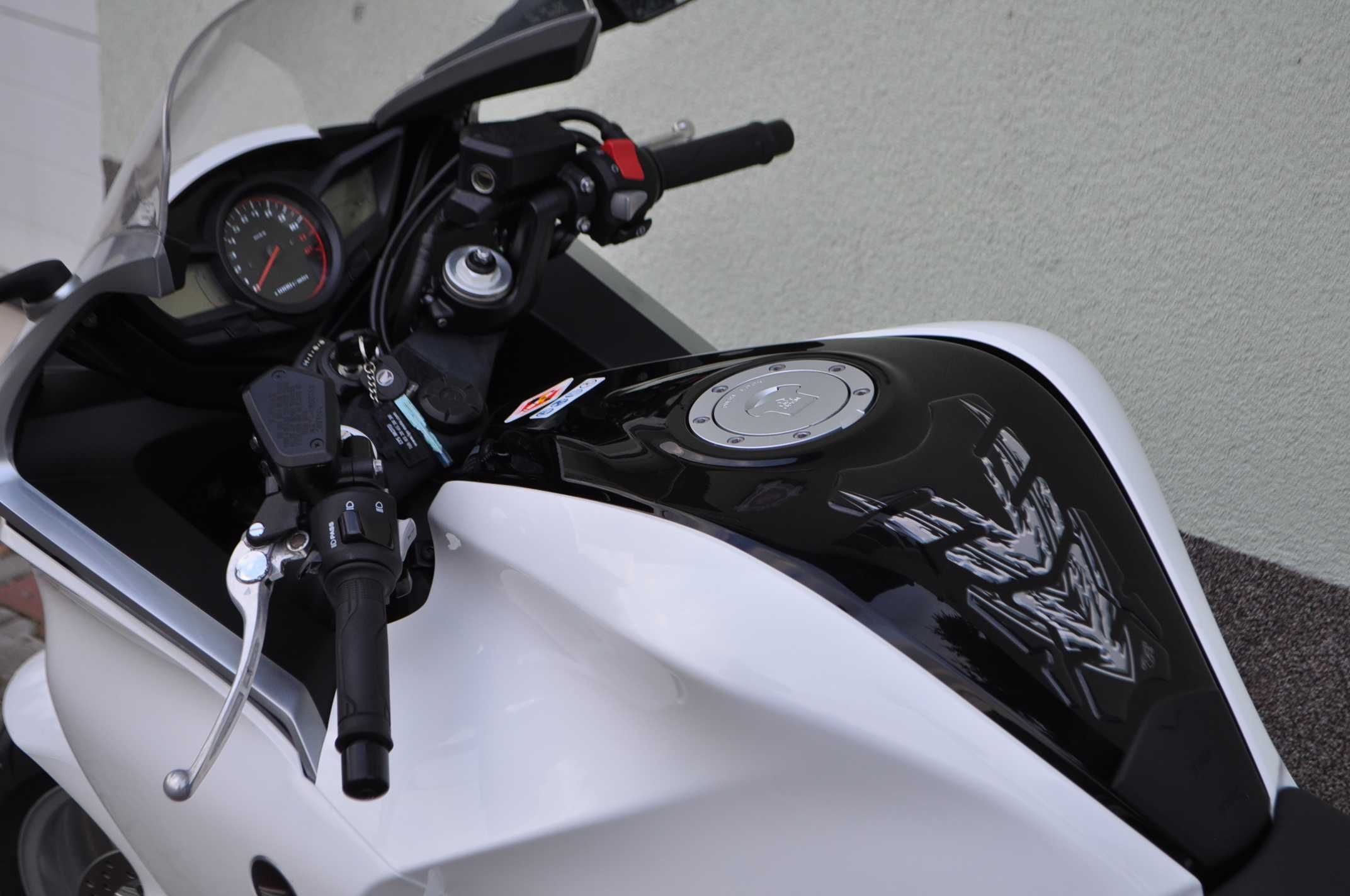 HONDA VFR 1200 r.2011 + 3 KUFRY TYLKO 35000km zzr 1400 hayabusa