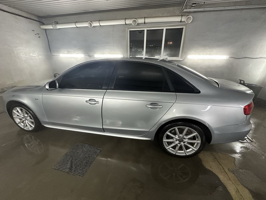 Ауди а4 б8 2014 года