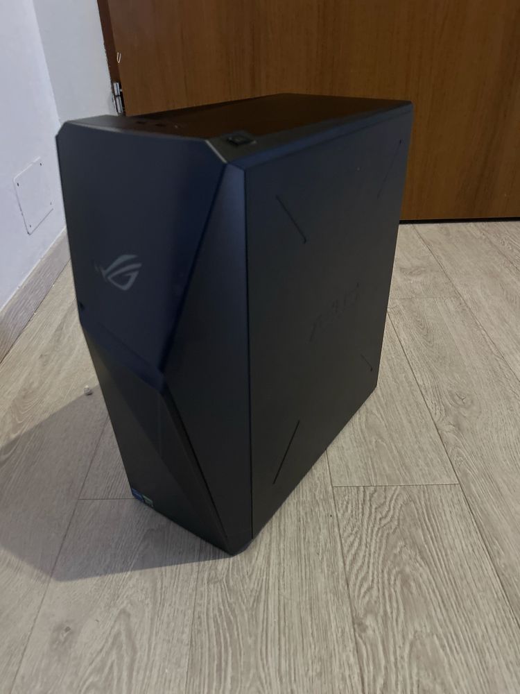 Komputer asus dobry stan