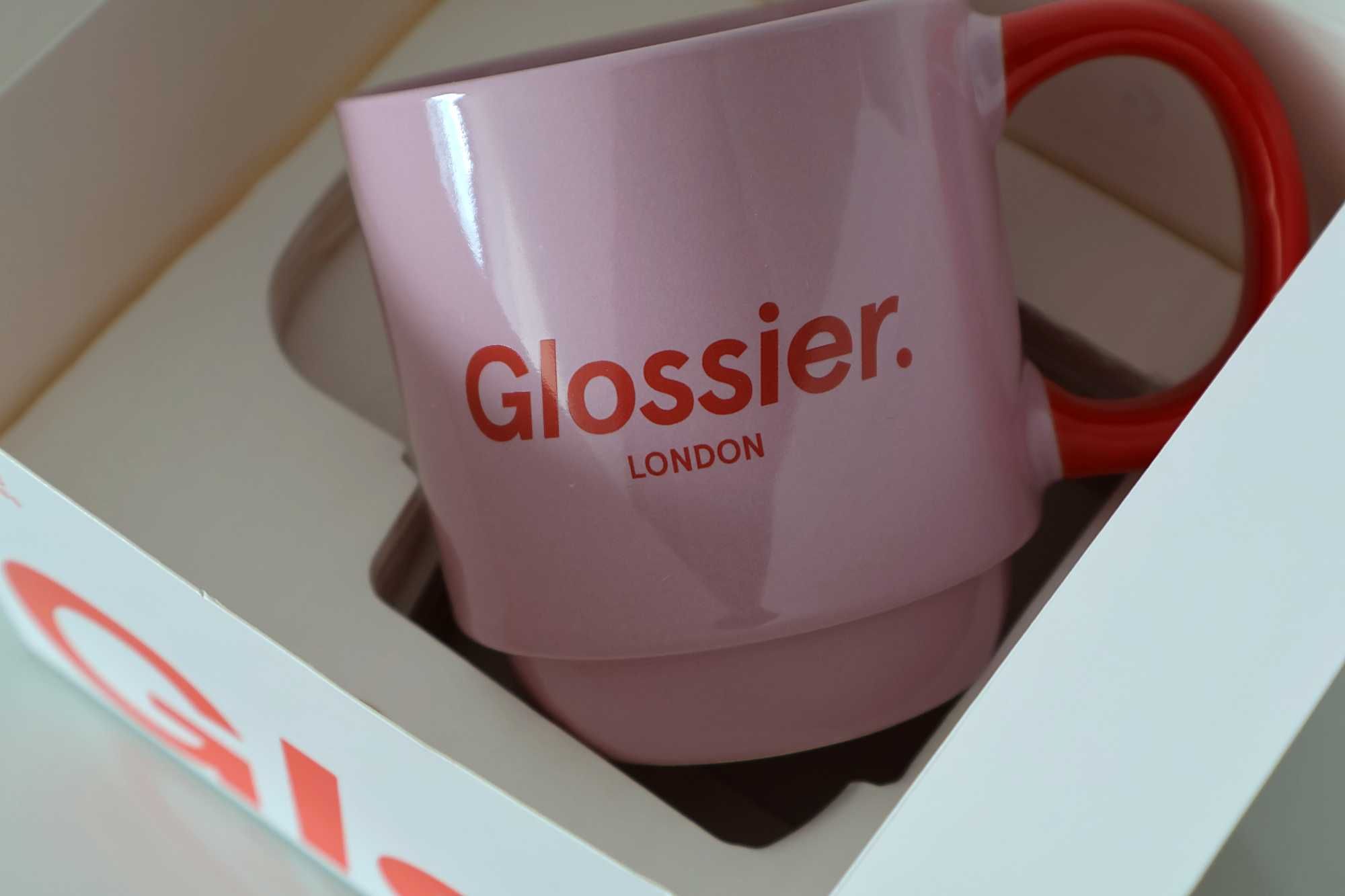 Glossier Mug Edição Limitada (NOVO)