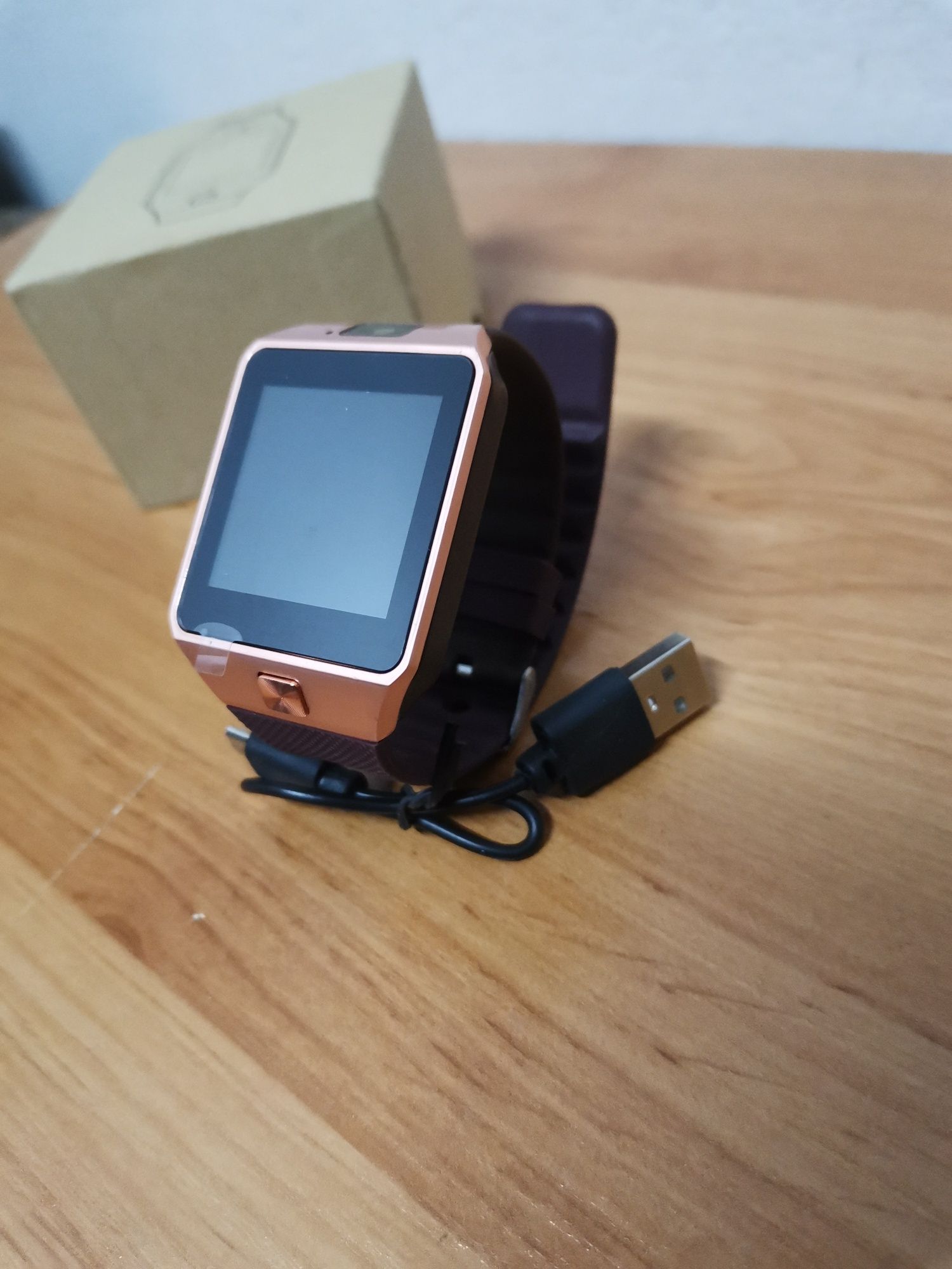 Zegarek Smartwatch z aparatem mikrofonem nowy + kabel USB