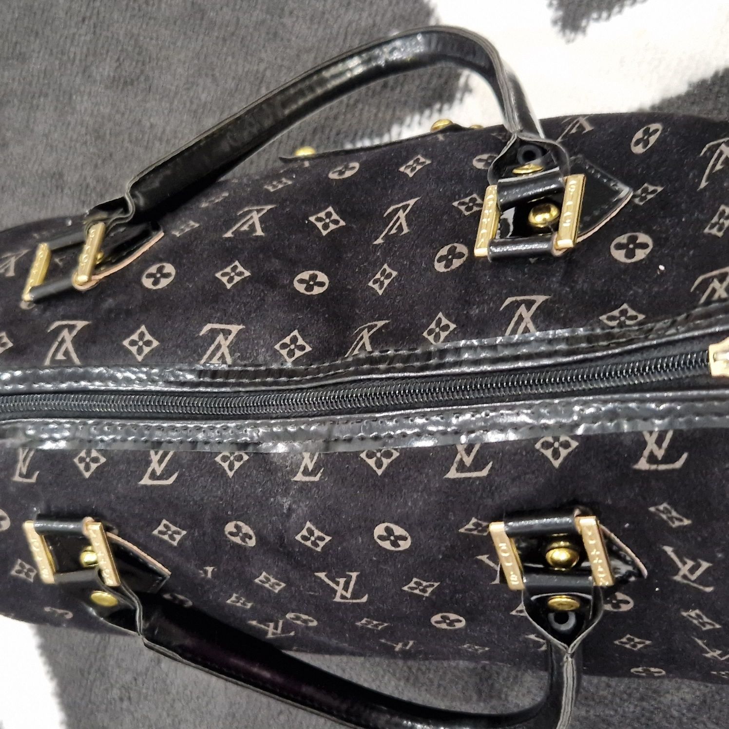 Louis Vuitton czarna torebka
