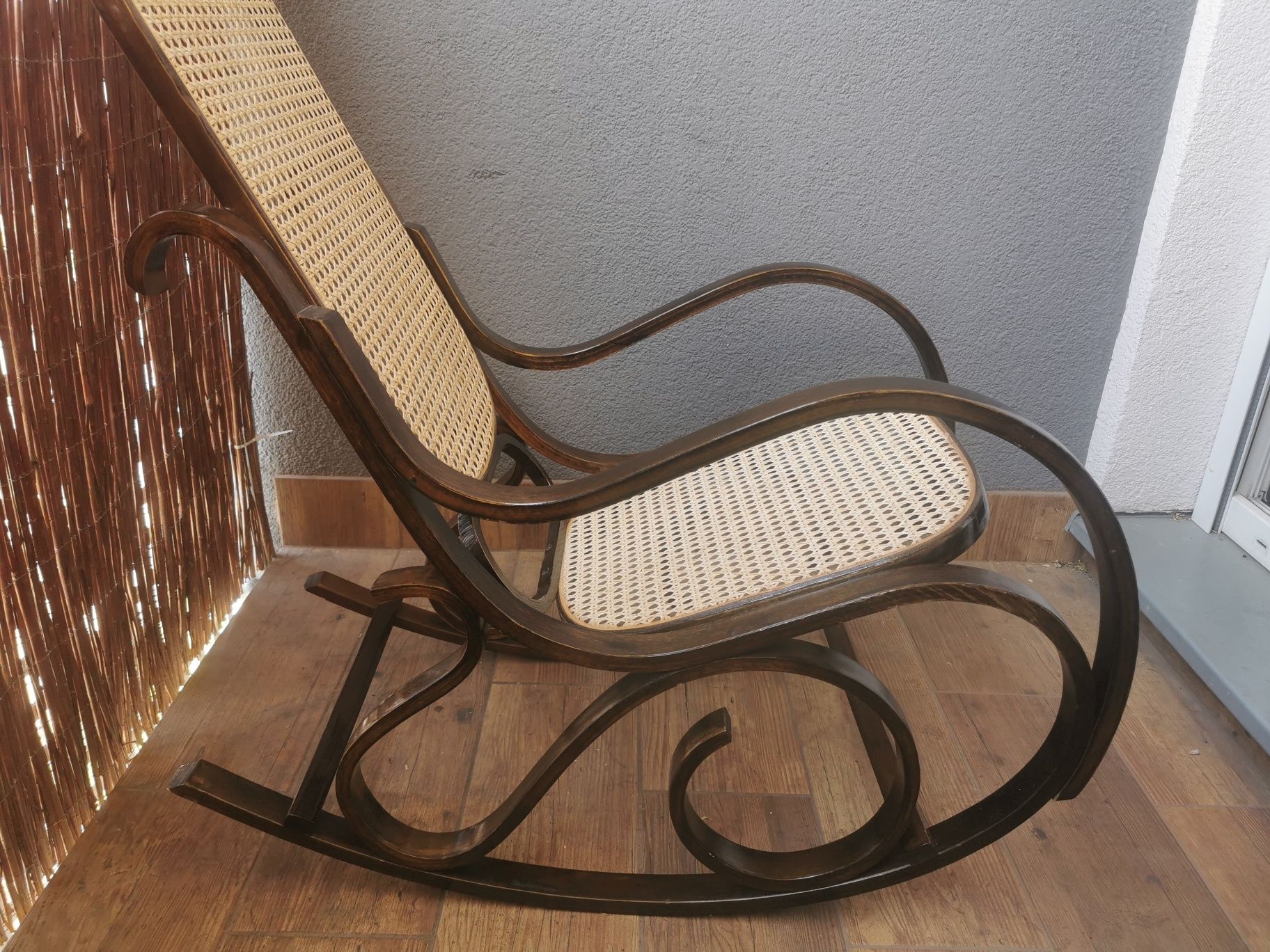 Fotel bujany vintage retro drewniany stan bdb -