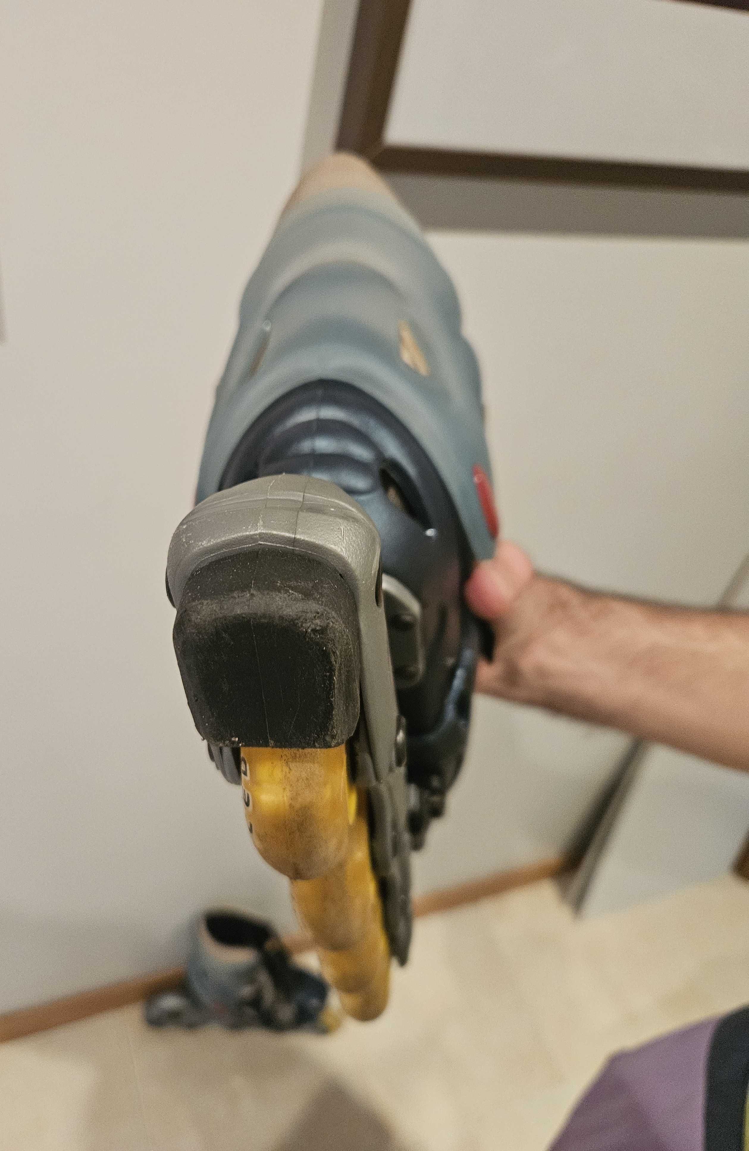 Patins em linha de criança
