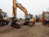 Liebherr R906 LC  stan bardzo dobry