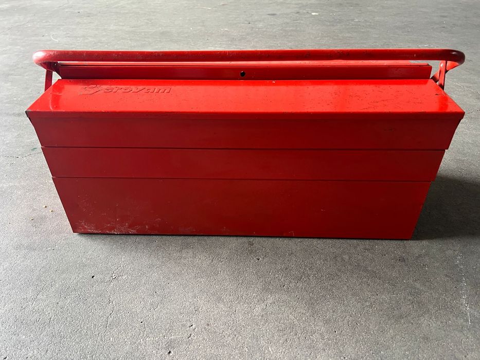 6 cadeiras de madeira  brancas