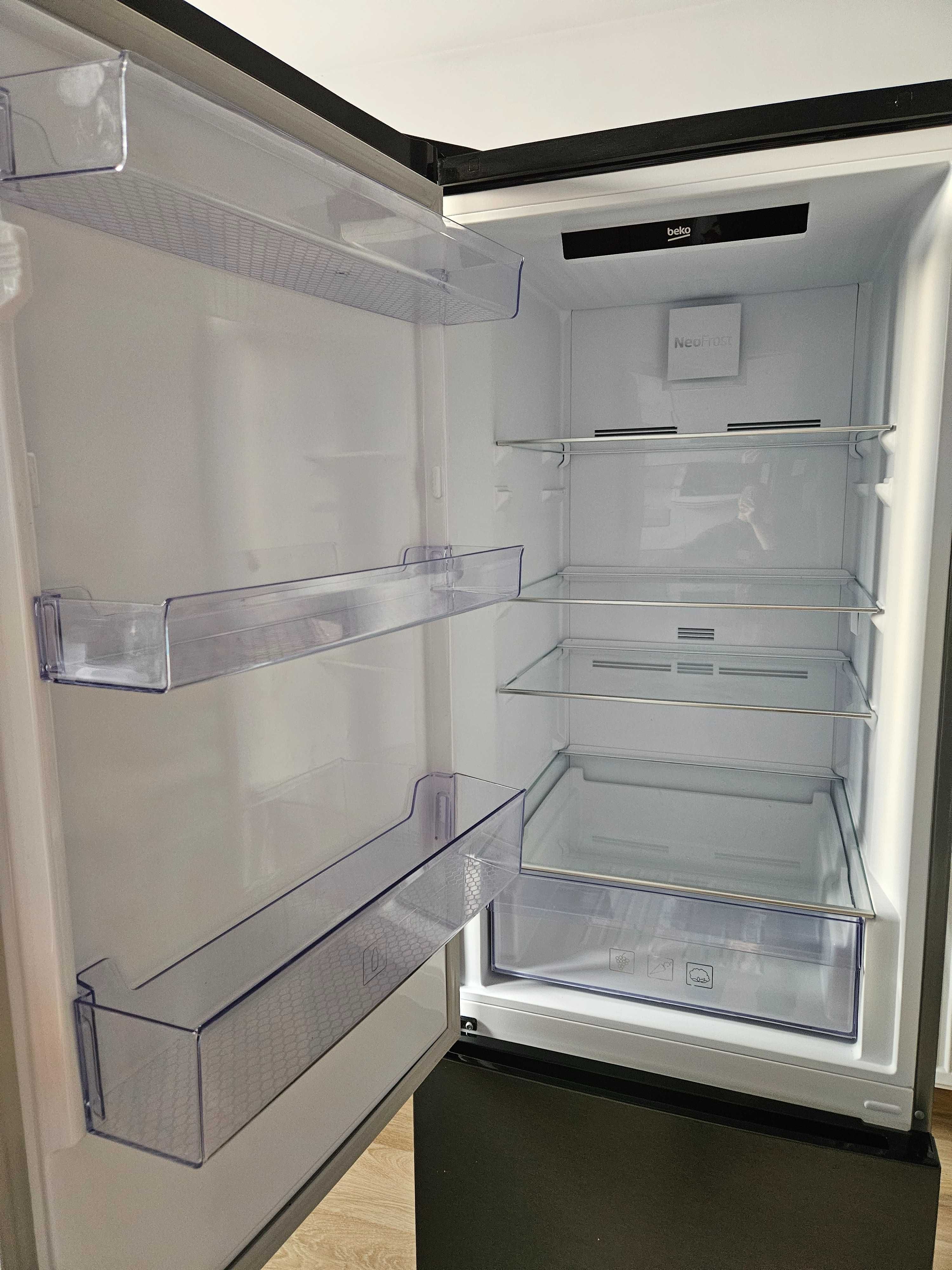 Lodówka BEKO CNA366E40XBRN No frost 185cm Ciemny Inox uszkodzona