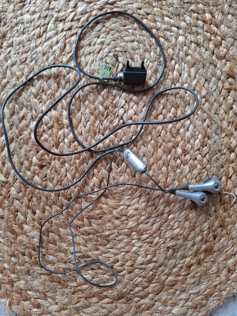 Słuchawki przewodowe do Sony Ericsson