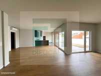 Moradia T3 Independente com Suite e Lavandaria