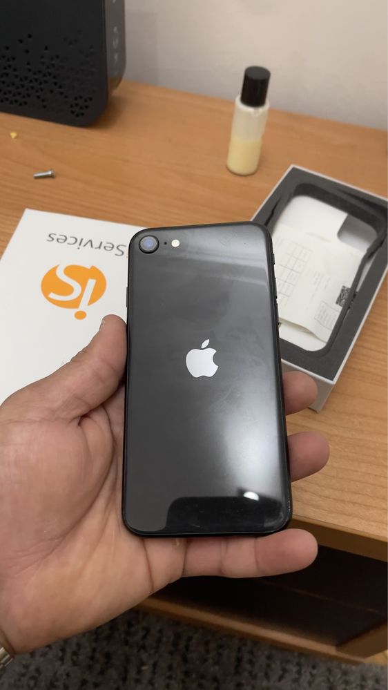 iPhone SE 2020 Se-2020 64gb