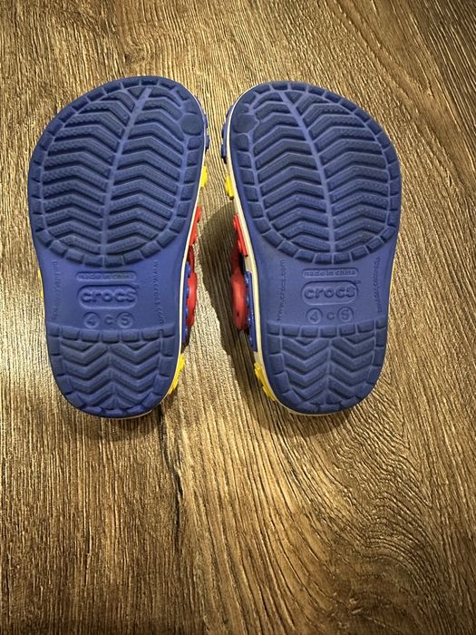 Аквашузы Crocs 4с5