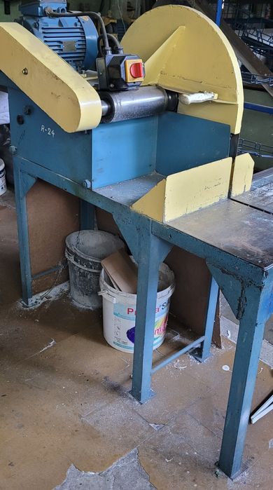 Piła tarczowa przemysłowa do metalu plus długi stół