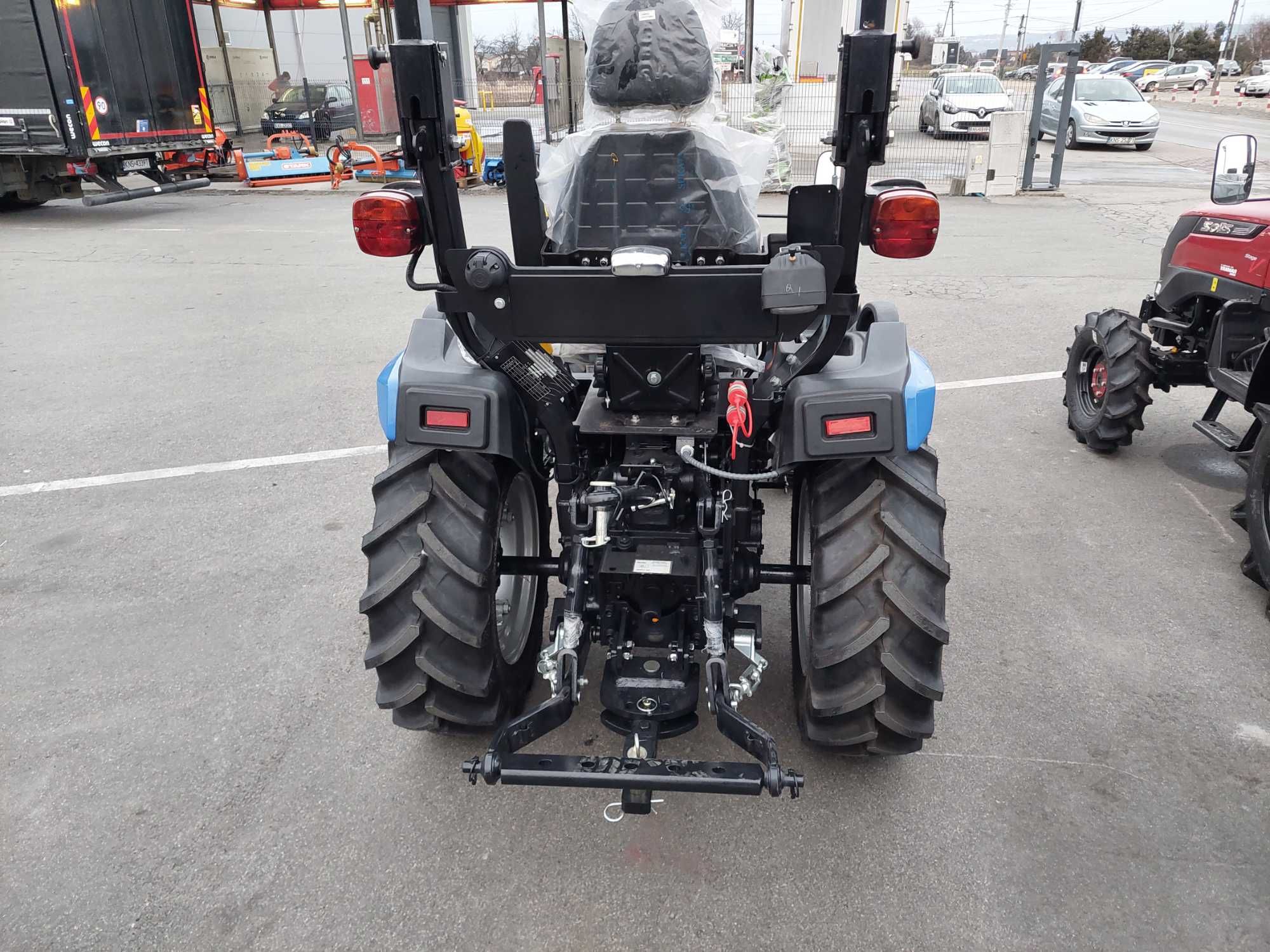 Ciągnik mini traktor Solis S 26 HST - napęd 4 WD - Duże rabaty !