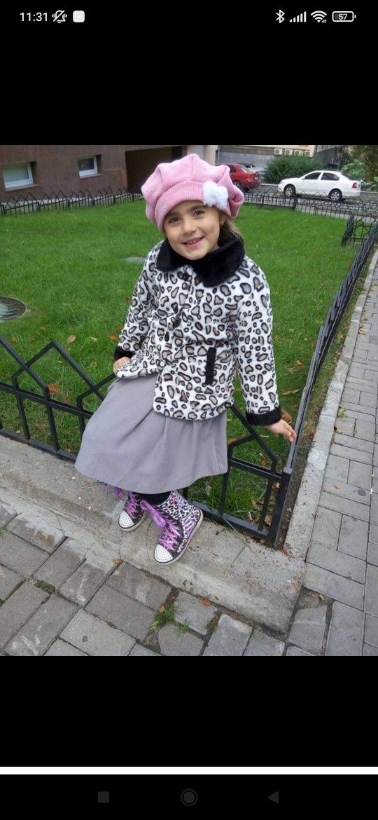 Меховое пальто демисезонная куртка на девочку 5-6 лет
