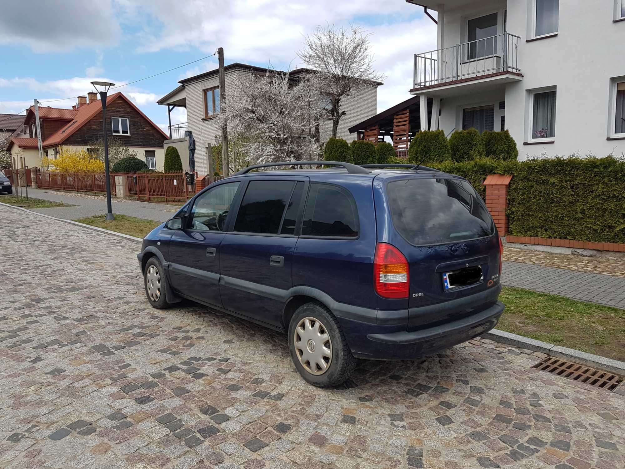 Opel Zafira 2.0DTI 2001r