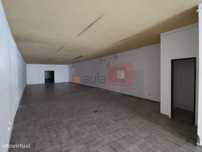 Armazém Com 245M2 - Montijo Centro