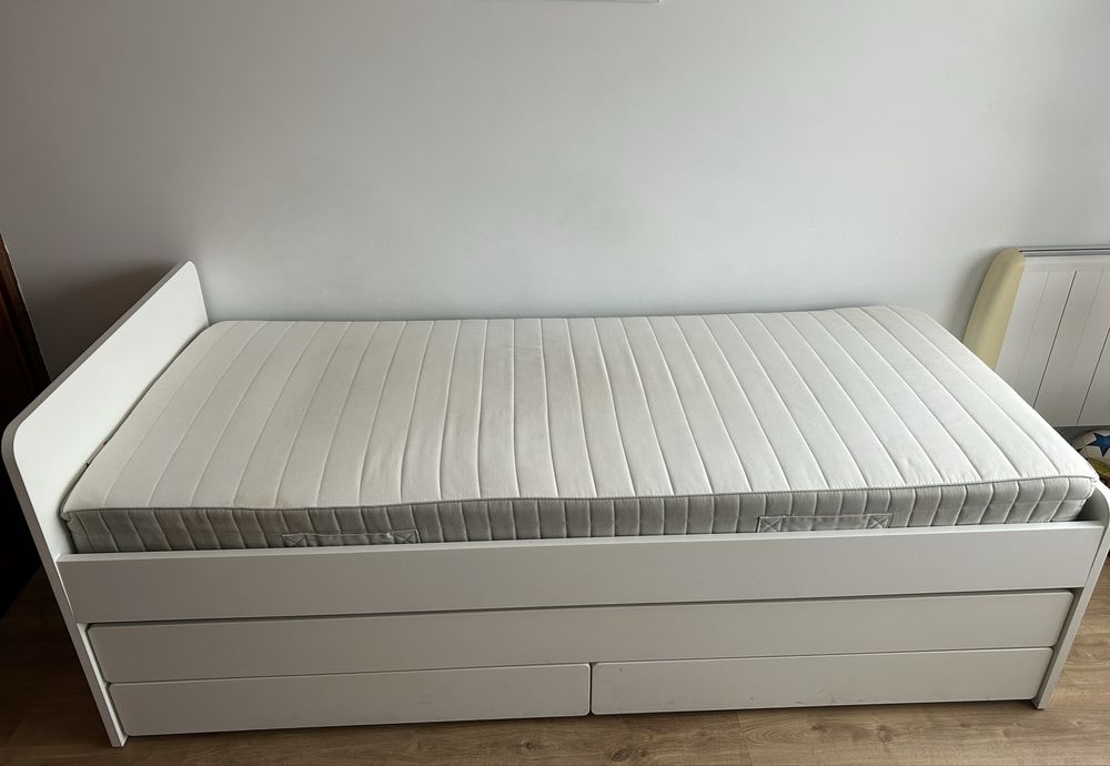 Cama Släkt Ikea c/cama extra e arrumação