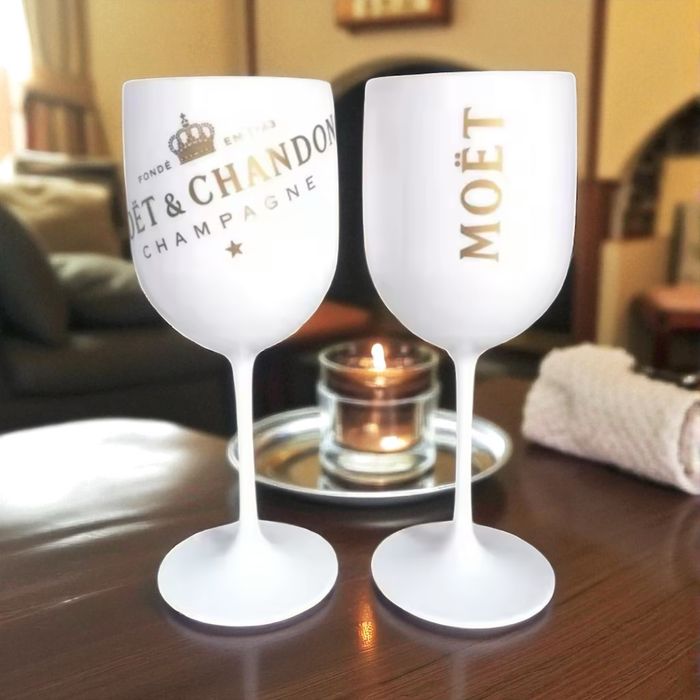 Moet & Chandom Dwa kieliszki Szampan Nowe