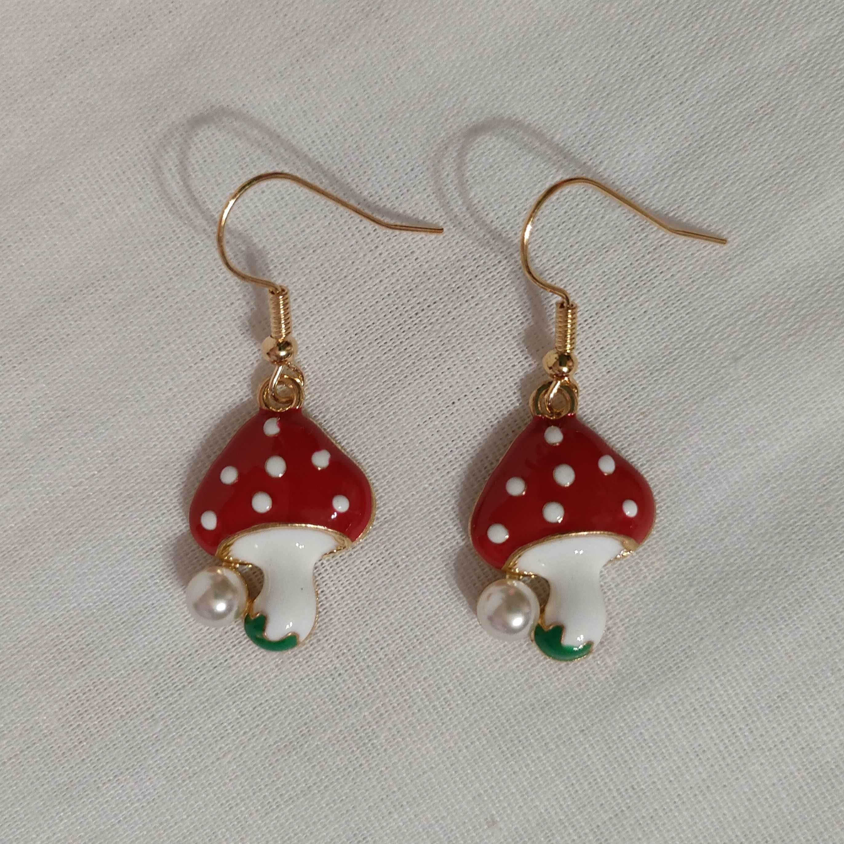 K169 Kolczyki wiszące Grzyby Muchomorki Handmade