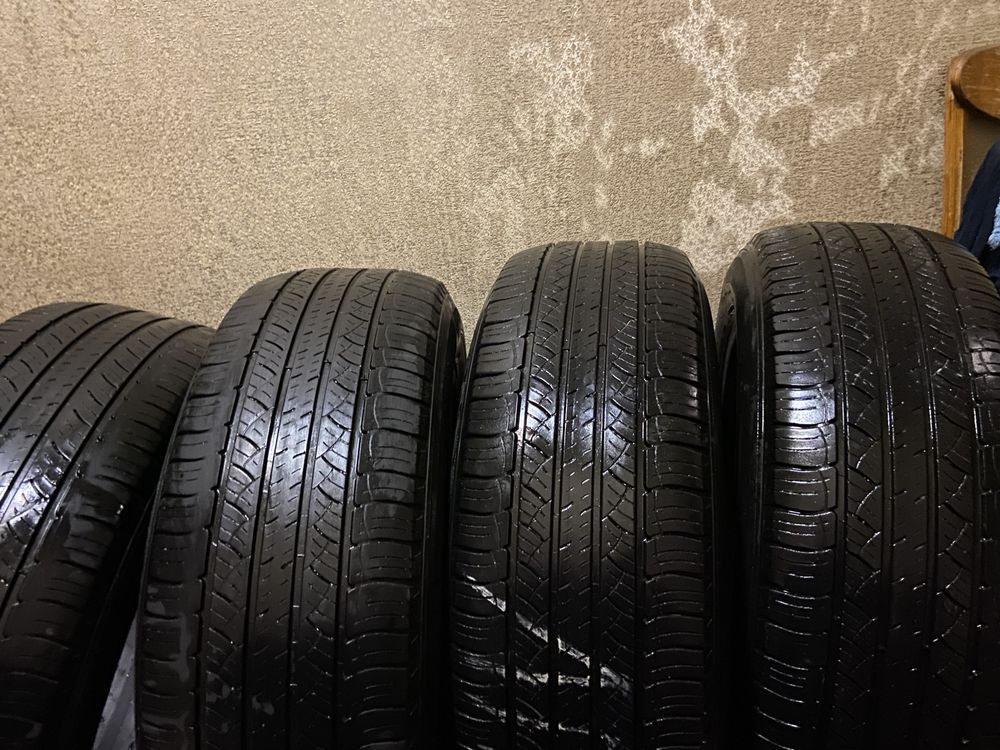 225 60 18 Michelin Latitude tour 100H літо