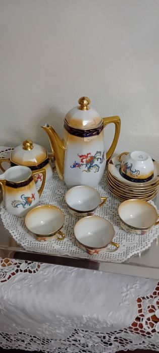 Parte de serviço  de café " vista alegre " para completar ou decorar