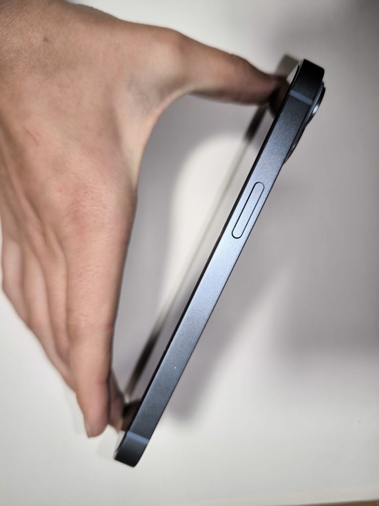 Sprzedam iPhone 14 128 GB - Stan Idealny