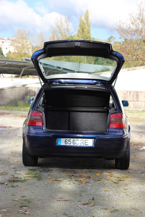 Volkswagen Golf 4 1.9 TDI – Automático – Excelente estado